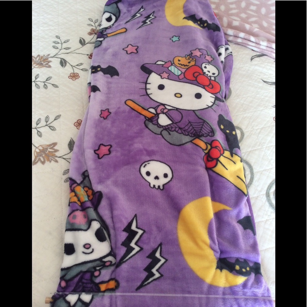 Hello kitty  blanket
